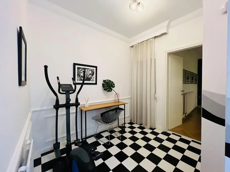 Redstripes Apartment 테살로니키