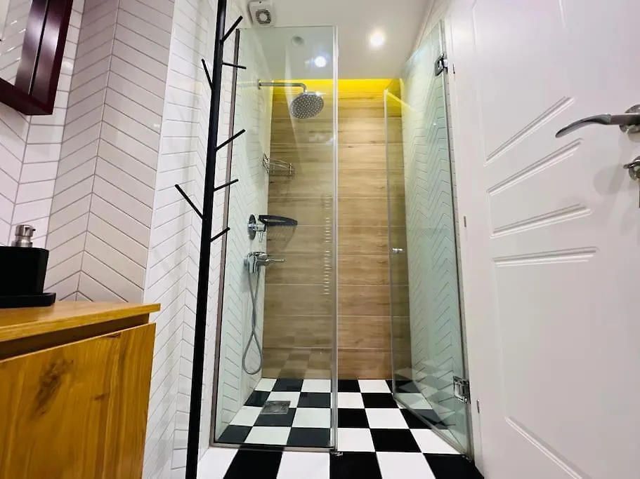 Redstripes Apartment 테살로니키