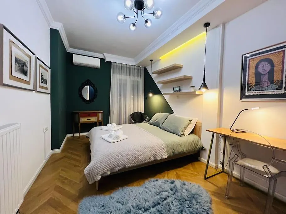 Redstripes Apartment 테살로니키 그리스